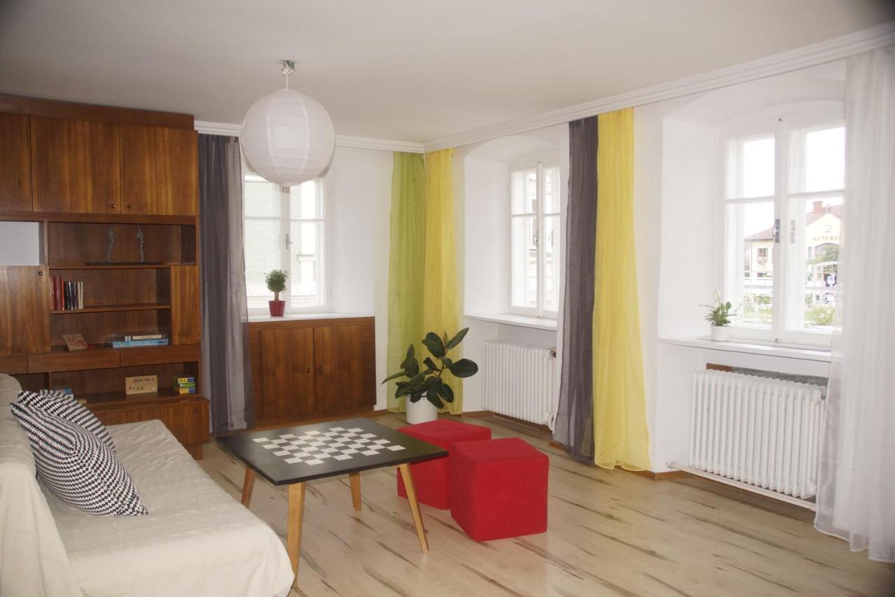 Vintage 2 Ferienwohnung Fuer 2-3-4 Schörfling Buitenkant foto